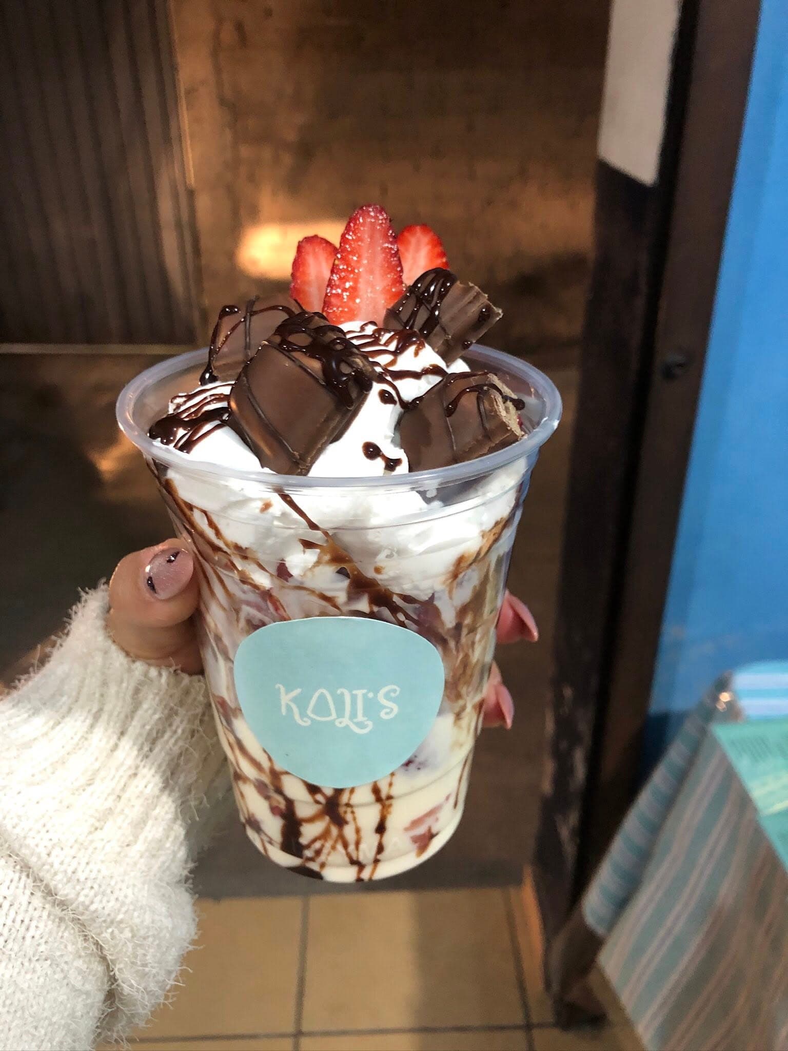 Fresas con Crema y Kinder Bueno